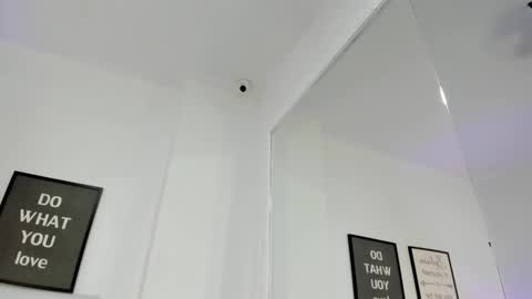 abbey_walker online show from December 16, 11:15 am