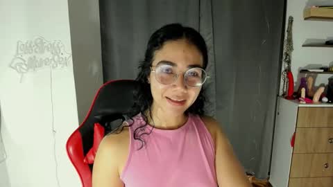Snapshot of abbi_moon chatting on May 5, 6:27 pm Martina online show from May 5, 6:27 pm