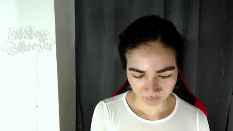 Snapshot of abbi_mooncb chatting on June 22, 1:08 pm Abbi mooncb online show from June 22, 1:08 pm