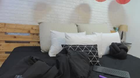 abbie online show from November 19, 2:33 am