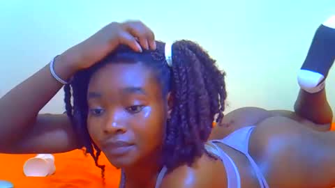 Snapshot of abbiehh chatting on April 20, 1:14 pm abbiehh online show from April 20, 1:14 pm