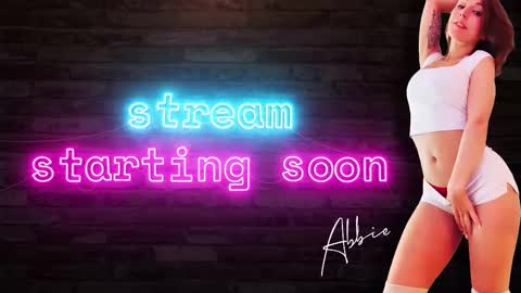 Snapshot of abbienextdoor chatting on January 9, 7:37 pm Abbie online show from January 9, 7:37 pm
