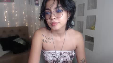 Abbi online show from March 12, 7:28 pm