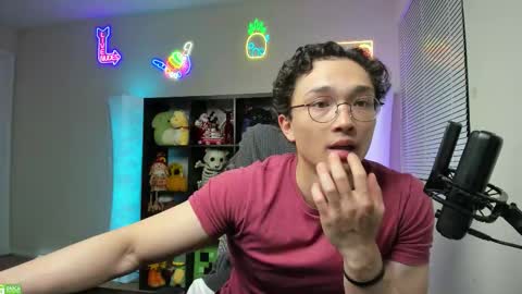 buddy online show from October 30, 3:19 am