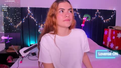 Snapshot of abby__murphy chatting on November 25, 10:21 pm abby__murphy online show from November 25, 10:21 pm