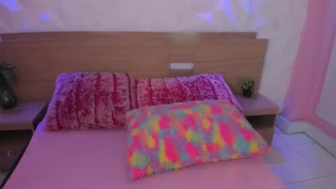 Snapshot of abby_angeel_1 chatting on December 16, 1:05 pm abby_angeel_1 online show from December 16, 1:05 pm