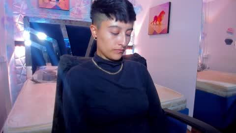 Snapshot of abby_thommson chatting on October 16, 4:46 am Abby online show from October 16, 4:46 am