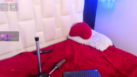 Snapshot of abbyadams23 chatting on June 18, 9:14 am abbyadams23 online show from June 18, 9:14 am
