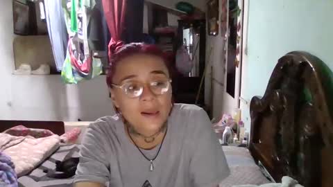 Snapshot of abbyasher chatting on January 7, 2:10 am Abby online show from January 7, 2:10 am