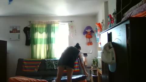 Snapshot of abbyasher chatting on March 2, 2:13 pm Abby online show from March 2, 2:13 pm