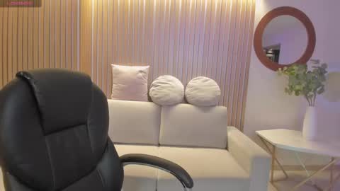 Snapshot of abbydalton chatting on February 26, 5:39 pm Abby Dalton online show from February 26, 5:39 pm