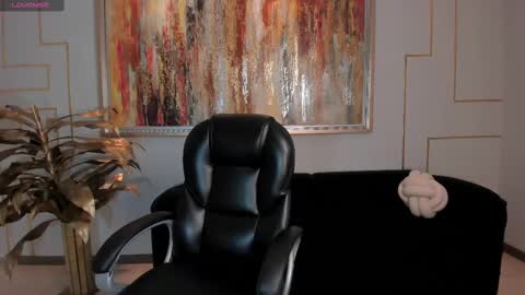 Snapshot of abbydalton chatting on October 16, 5:47 pm Abby Dalton online show from October 16, 5:47 pm