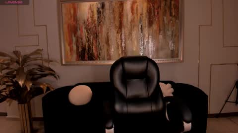 Snapshot of abbydalton chatting on November 27, 7:05 pm Abby Dalton online show from November 27, 7:05 pm