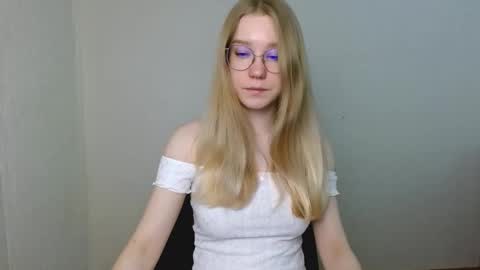 Abby Lovense is active online show from March 22, 10:51 am