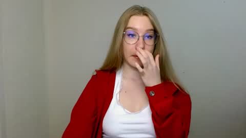 Abby Lovense is active online show from June 13, 10:35 am