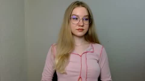 Abby Lovense is active online show from June 17, 9:56 am