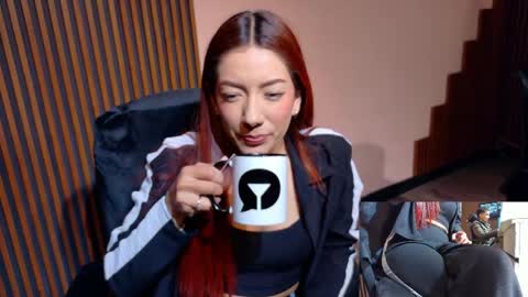 Snapshot of abbystones chatting on May 8, 1:49 pm Abby Stones online show from May 8, 1:49 pm