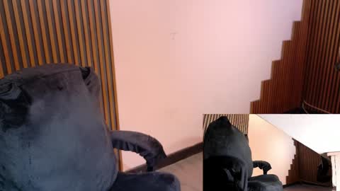 Snapshot of abbystones chatting on May 28, 1:19 pm Abby Stones online show from May 28, 1:19 pm