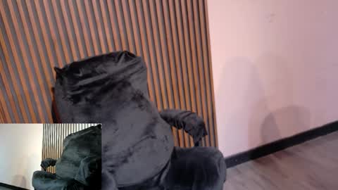 Snapshot of abbystones chatting on June 3, 12:08 pm Abby Stones online show from June 3, 12:08 pm
