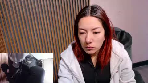 Snapshot of abbystones chatting on June 12, 11:31 am Abby Stones online show from June 12, 11:31 am
