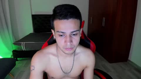 Snapshot of abelasburgo chatting on May 7, 8:31 am Independence model AbelAsburgo online show from May 7, 8:31 am
