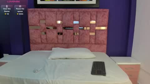 Snapshot of abella_lov chatting on November 28, 12:19 pm abella_lov online show from November 28, 12:19 pm