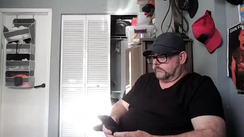 Snapshot of abennett76 chatting on July 13, 2:14 am AJ online show from July 13, 2:14 am