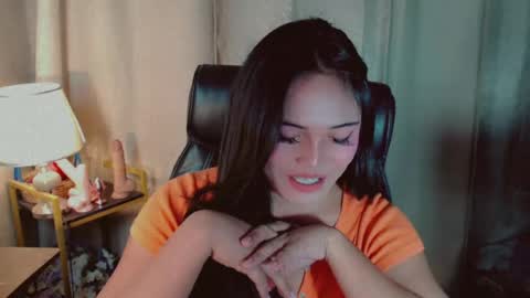 Snapshot of abetterchristine chatting on July 9, 4:49 am Abetterchristine online show from July 9, 4:49 am