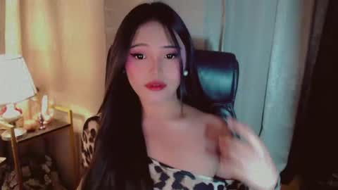 Snapshot of abetterchristine chatting on July 25, 9:07 am Abetterchristine online show from July 25, 9:07 am