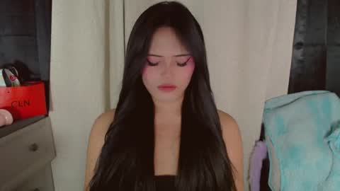 Snapshot of abetterchristine chatting on August 6, 6:15 am Abetterchristine online show from August 6, 6:15 am