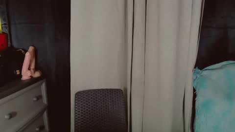 Snapshot of abetterchristine chatting on August 10, 6:06 am Abetterchristine online show from August 10, 6:06 am