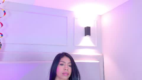 abiehils online show from June 19, 11:58 am