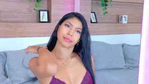 abiehils online show from June 30, 11:44 am