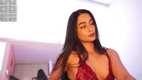Snapshot of abigail_adamss_ chatting on March 28, 2:38 pm Abigail online show from March 28, 2:38 pm
