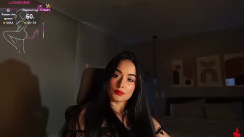 Snapshot of abigail_adamss_ chatting on June 14, 7:38 pm Abigail online show from June 14, 7:38 pm