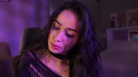 Snapshot of abigail_adamss_ chatting on July 21, 6:43 pm Abigail online show from July 21, 6:43 pm