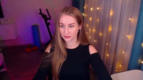 Snapshot of abigail_flex chatting on January 29, 4:41 pm Anna online show from January 29, 4:41 pm