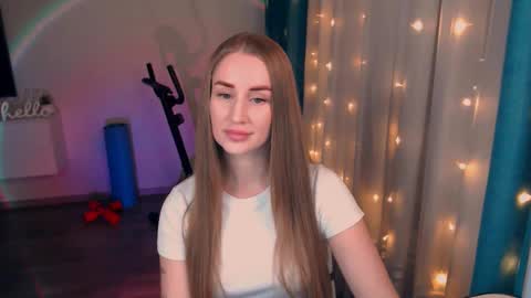 Snapshot of abigail_flex chatting on February 26, 6:54 pm Anna online show from February 26, 6:54 pm