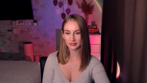 Snapshot of abigail_flex chatting on October 3, 7:22 pm Anna online show from October 3, 7:22 pm