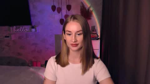 Snapshot of abigail_flex chatting on November 12, 8:19 pm Anna online show from November 12, 8:19 pm