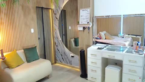 abigailowensss online show from February 24, 8:01 am