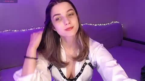 Snapshot of abigailwills chatting on July 13, 6:55 pm Abigail online show from July 13, 6:55 pm