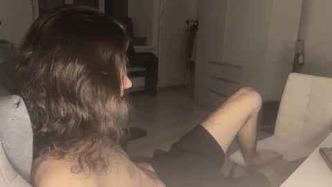 hi  cum in pvt noi extra tip online show from November 27, 12:51 pm