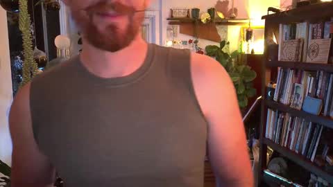 Snapshot of abracadanny777 chatting on February 18, 8:05 am abracadanny777 online show from February 18, 8:05 am