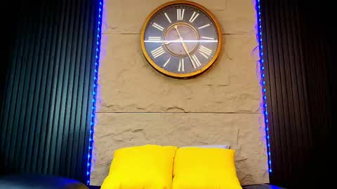  Abrovanel online show from May 1, 5:28 pm