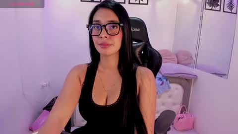 Abril  online show from September 15, 1:55 pm