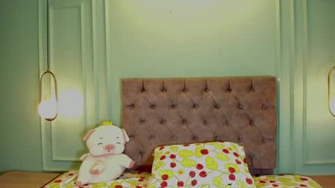 Snapshot of abril_jones10 chatting on February 24, 2:51 am Abril jones online show from February 24, 2:51 am