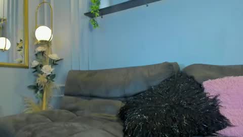 Snapshot of abril_jones10 chatting on October 15, 5:07 am Abril jones online show from October 15, 5:07 am