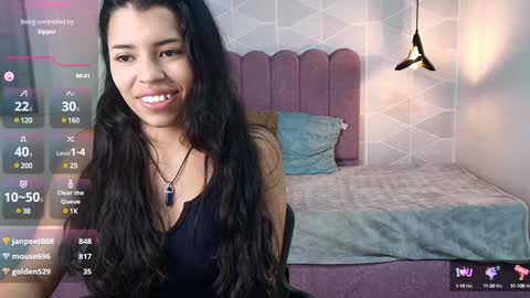 Snapshot of abril_matthews chatting on January 6, 6:10 pm ABRIL MATTHEWS online show from January 6, 6:10 pm