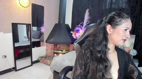 Snapshot of abril_riios chatting on June 2, 5:15 pm Abril online show from June 2, 5:15 pm